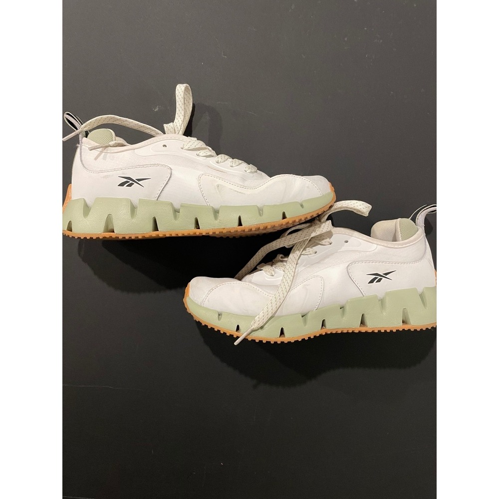 Reebok Zig Kinetica II Women White Mint Green Gum Sole Athletic Shoes Size 7